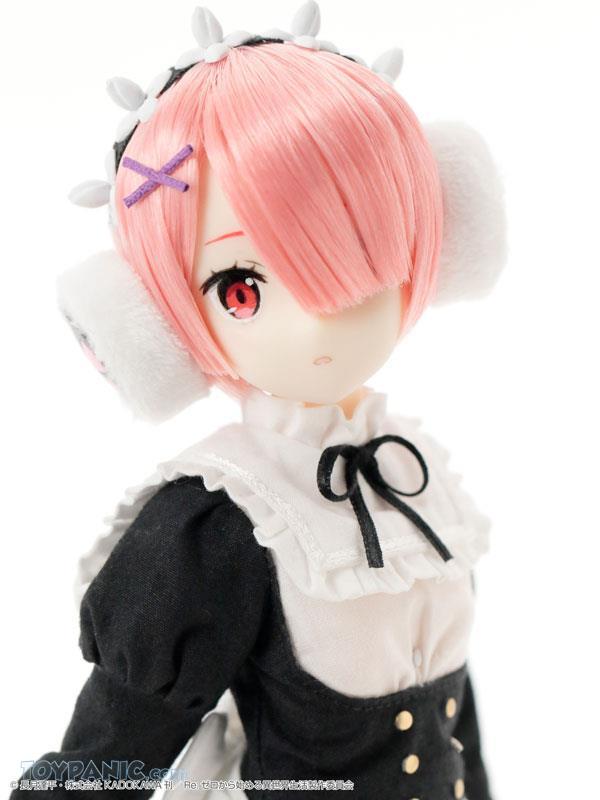 azone doll head